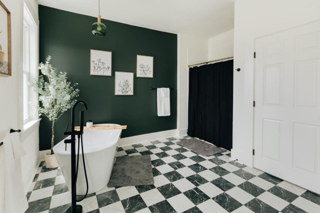 Newly Renovated Vintage Inspired Large 4 Bedroom Home Mount Joy Exterior foto
